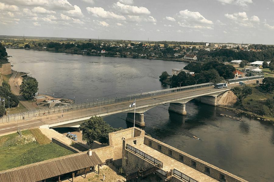 Friendship Bridge Narva c Geonarva