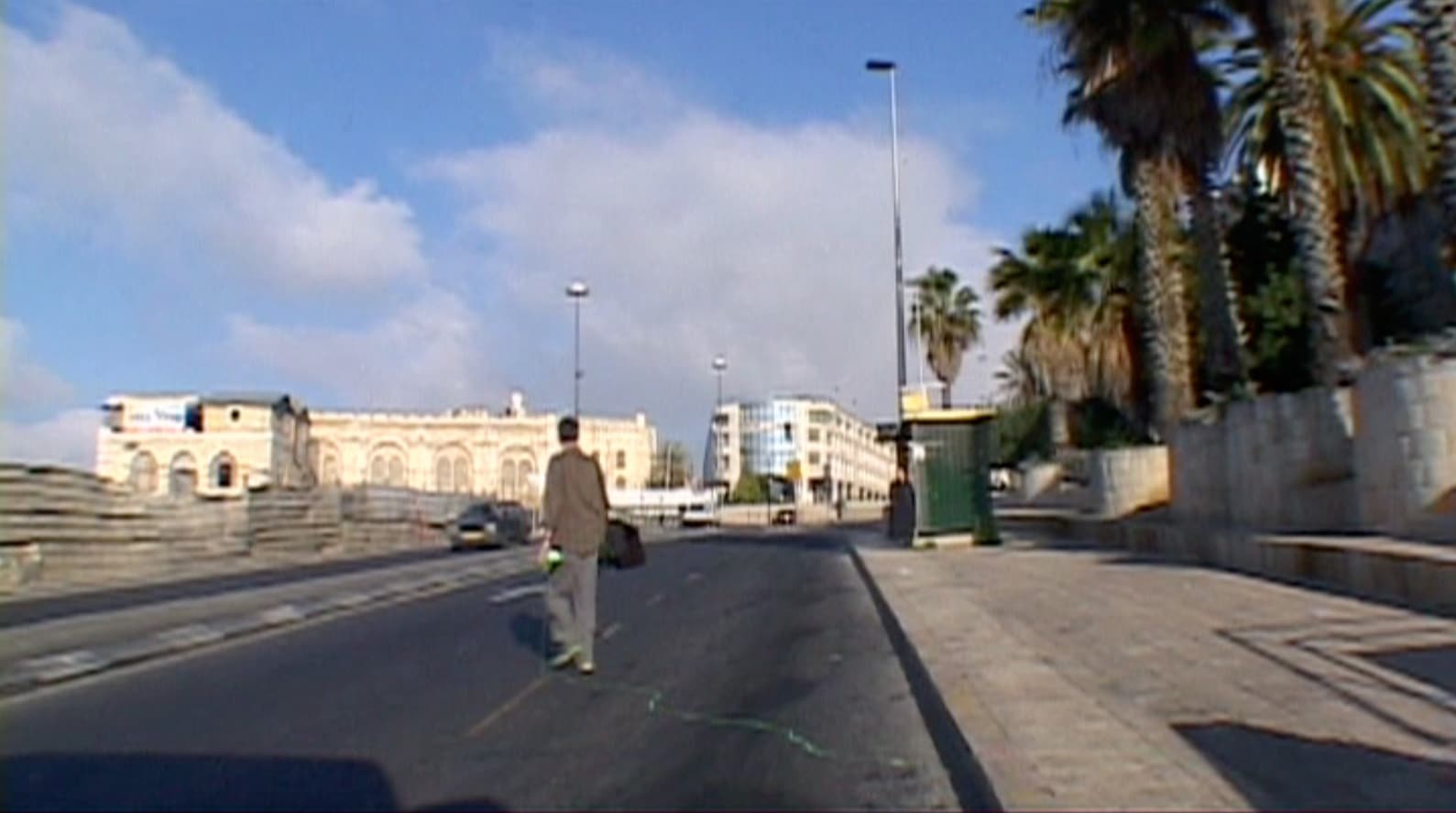 de lage landen Wandelen als een vorm van kunst. Francis Alÿs. - de lage