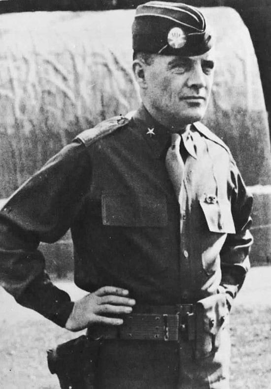 BG Anthony Mc Auliffe