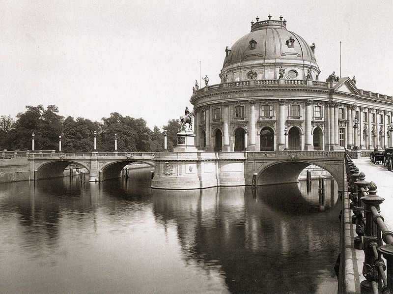 Kaiser Friedrich Museum Monbijoubruecke 1905 c hermann rückwardt